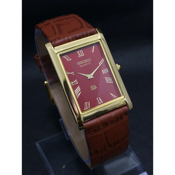 Vintage Style Seiko Quartz Mens Gold Watch & Red accents W/ Leather Strap - Picture 1 of 7